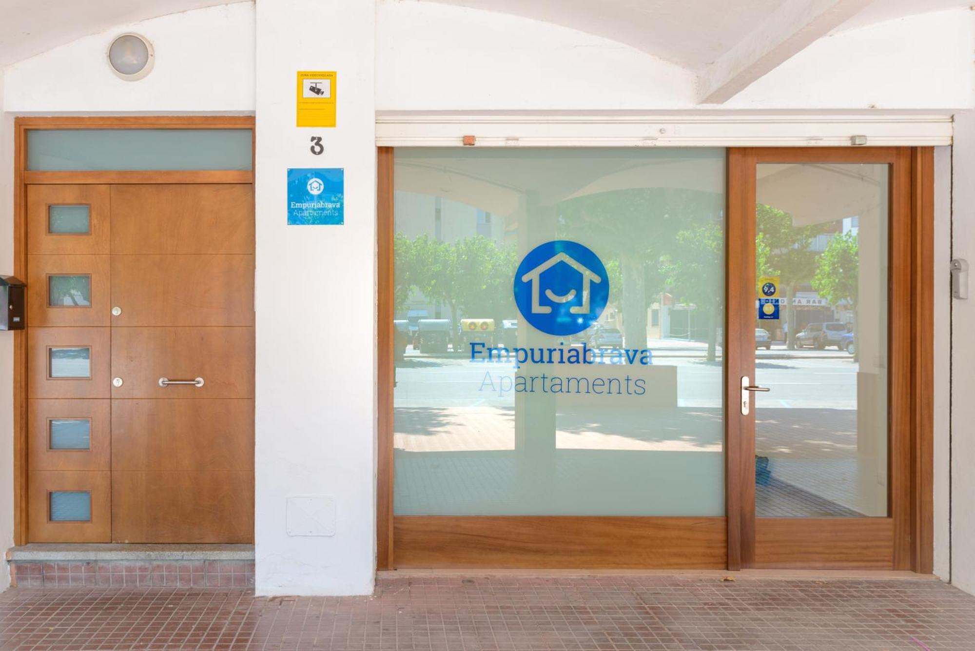 Empuriabrava Apartaments - Nº2 Luaran gambar